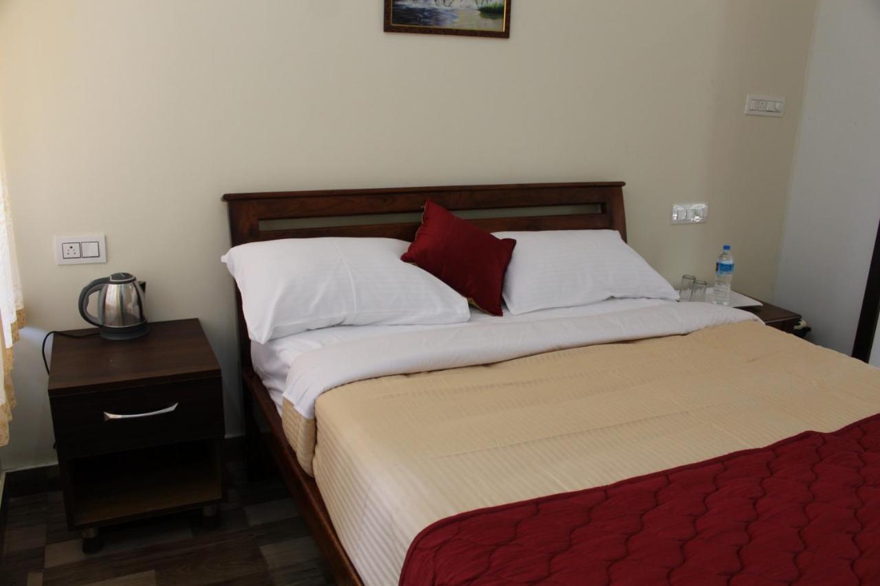 Sri Lakshmi Estates Appartement Siddāpur Buitenkant foto